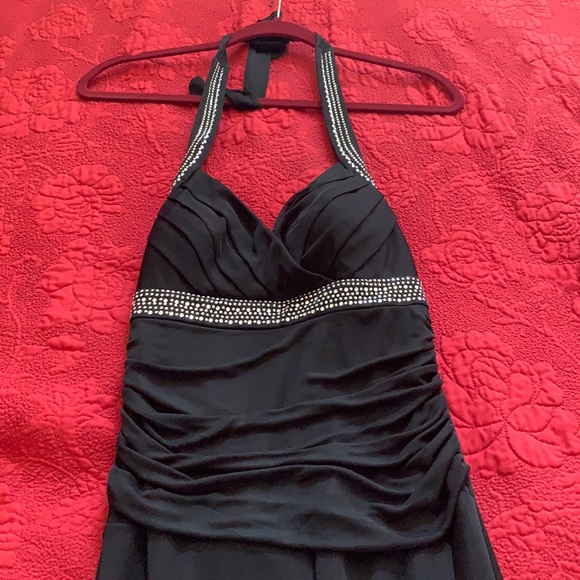 Dresses & Skirts - Dress
